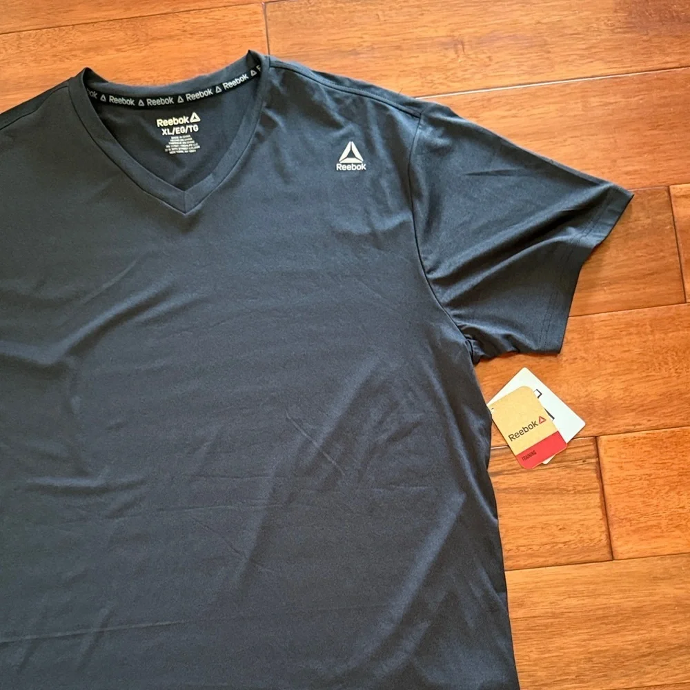 Reebok nwt 94%